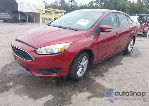 2015 Ford Focus Se z USA, uszkodzony, nr VIN 1FADP3F2XFL217950